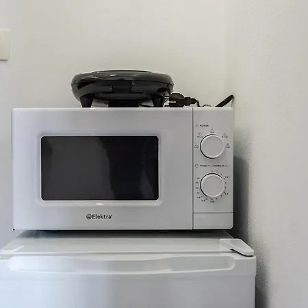 Peaceful With Views By Pikhost Apartman *