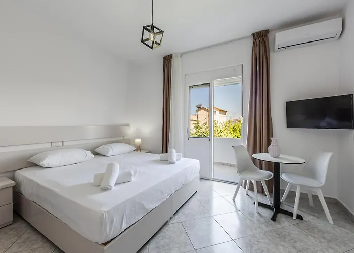 شقة Peaceful With Views By Pikhost