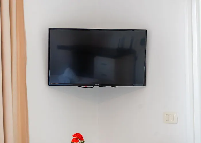 Apartment Peaceful With Views By Pikhost *